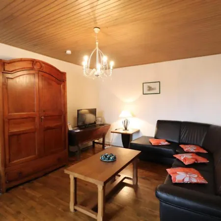 Maison De Caractere Avec Grand Jardin, 5 Pers, Prunet, Proche Sites Touristiques Et Activites Outdoor - Fr-1-742-22 * Prunet (Cantal)
